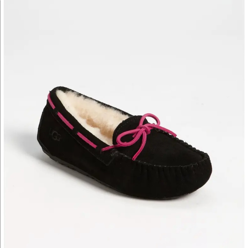New in box girl size 2 Ugg Slippers